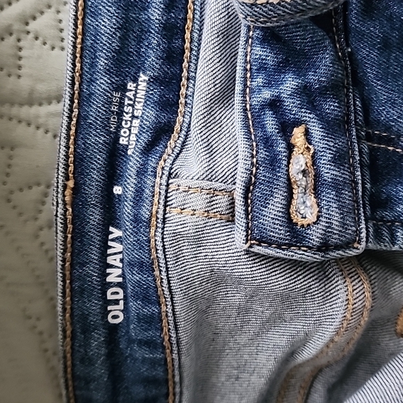 Old Navy Rockstar Super Skinny Jeans Size 8 - Picture 2 of 4